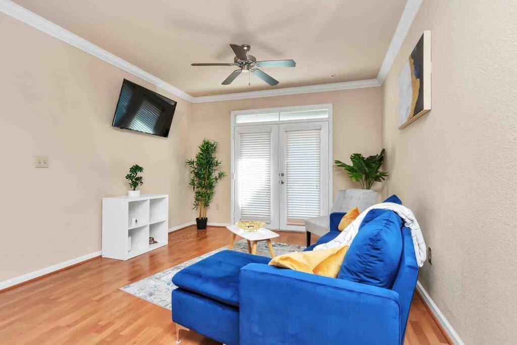 Modern Condo Near Texas Medical Center W Free Parking Houston Exterior foto